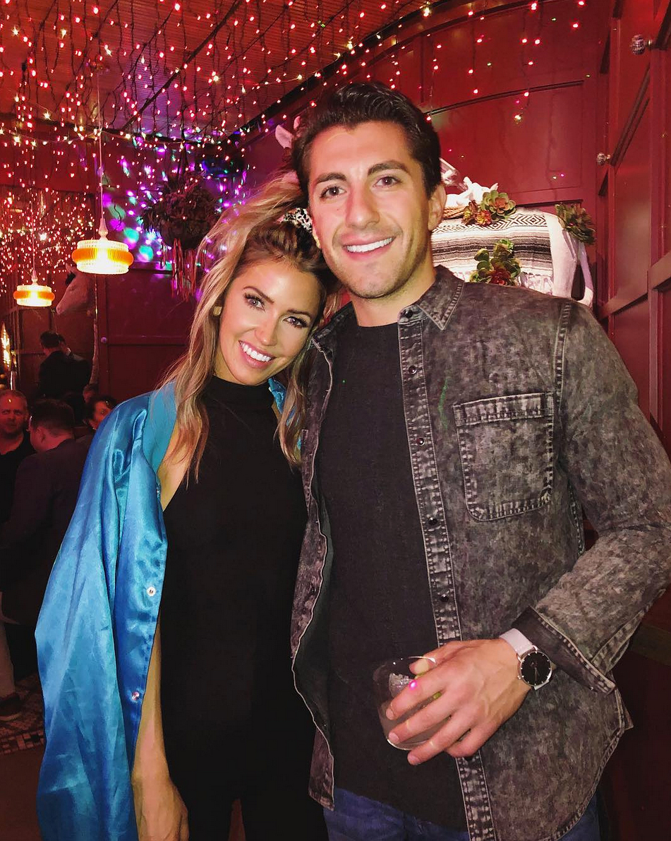 Kaitlyn-Bristowe-and-Jason-Tartick-love