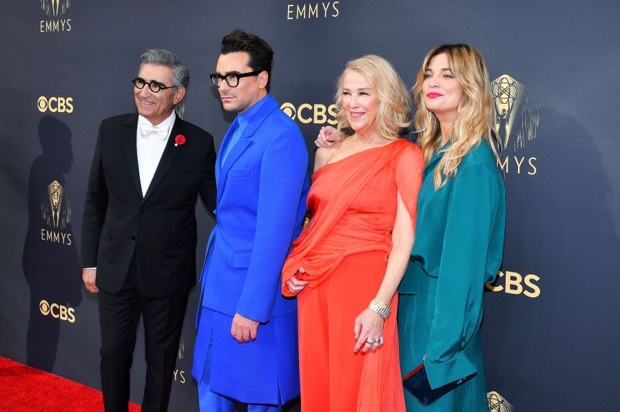 Schitts Creek Cast Reunites Emmys 2021 Eugene Levy Dan Levy Catherine O'Hara Annie Murphy