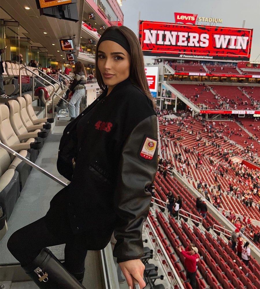 Olivia Culpo Celebs Who Love Football