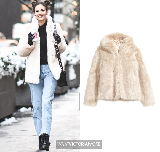 February 10th, 2017 | Spotted in New York
H&M Hooded Faux Fur Jacket - $69.99