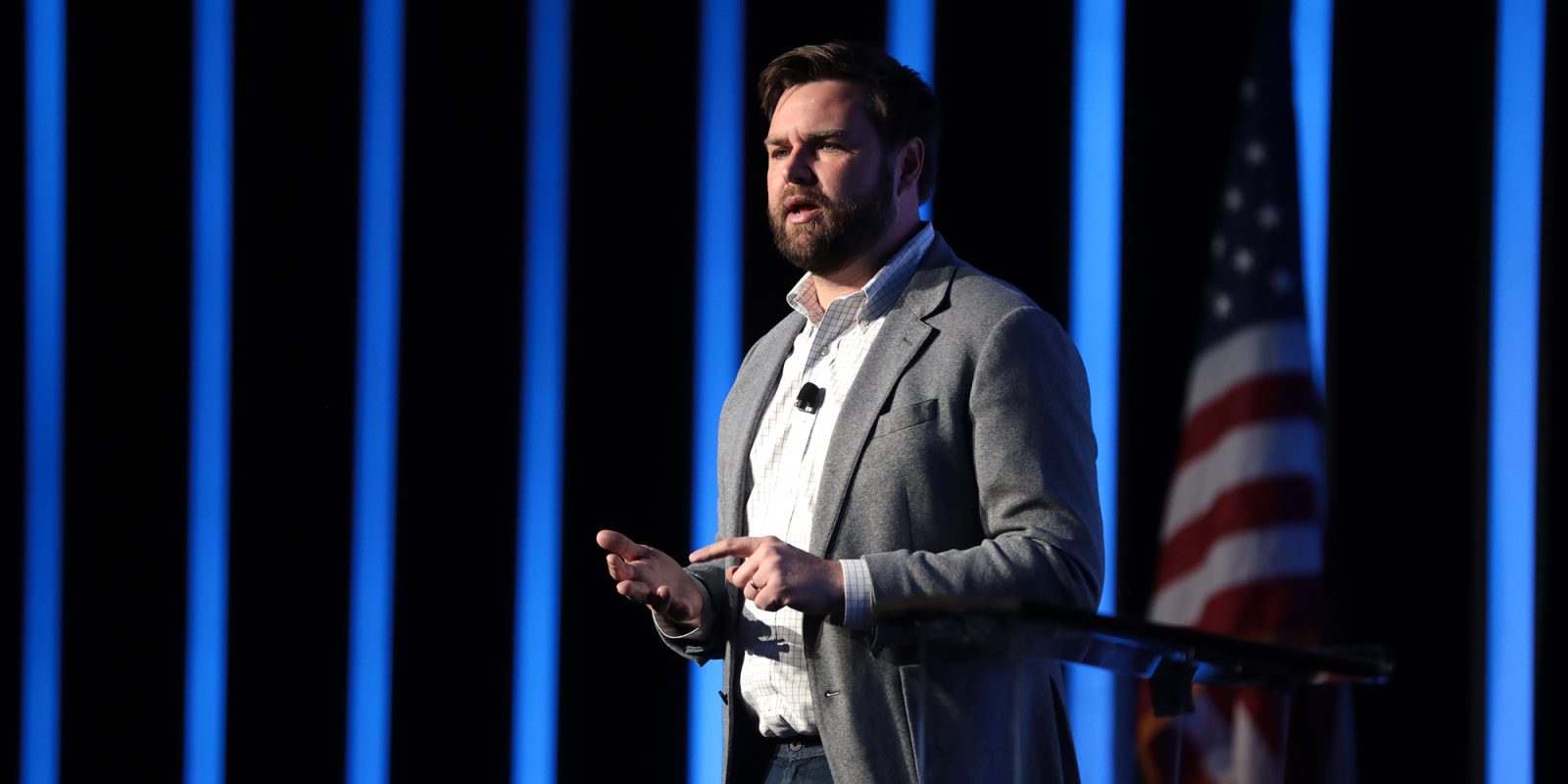 JD Vance Venmo connections public | Vance speaking at a conference