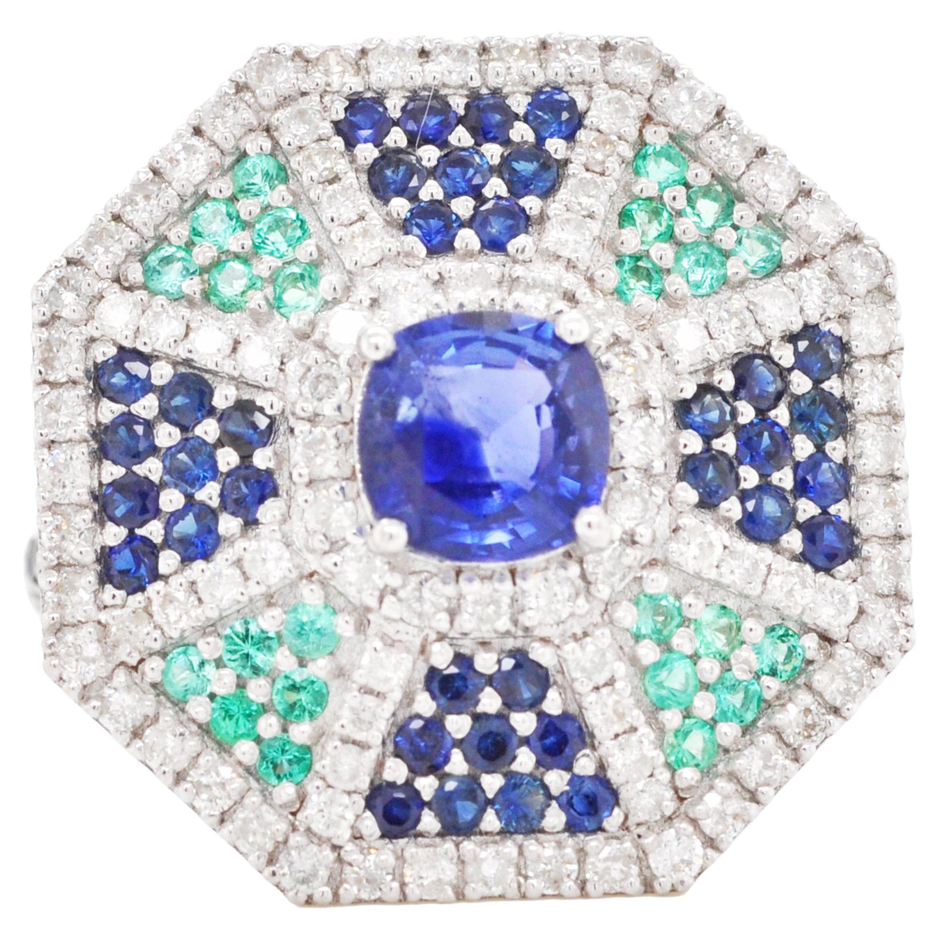 18 Karat White Gold Blue Sapphire Emerald Diamond Art Deco Cocktail Ring For Sale