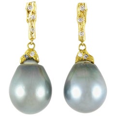 Tahitian Pearl Earrings in Yellow Gold with Diamonds