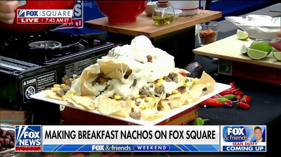 ‘Fox & Friends Weekend’ crew concoct breakfast nachos at FOX Square