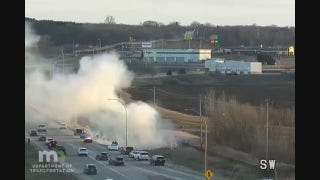 Hot air balloon crashes into power line, causing fire and basket to break off starts fire - Fox News