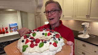 A holiday wreath ‘Pavlova’ - Fox News