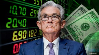 Jerome Powell hasn't fumbled yet, Fed has room to cut rates: Callie Cox - Fox Business Video