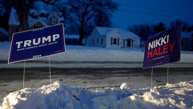 Here's how delegates are awarded in Iowa