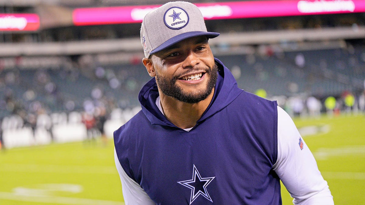 Cowboys quarterback Dak Prescott during a game against the Eagles