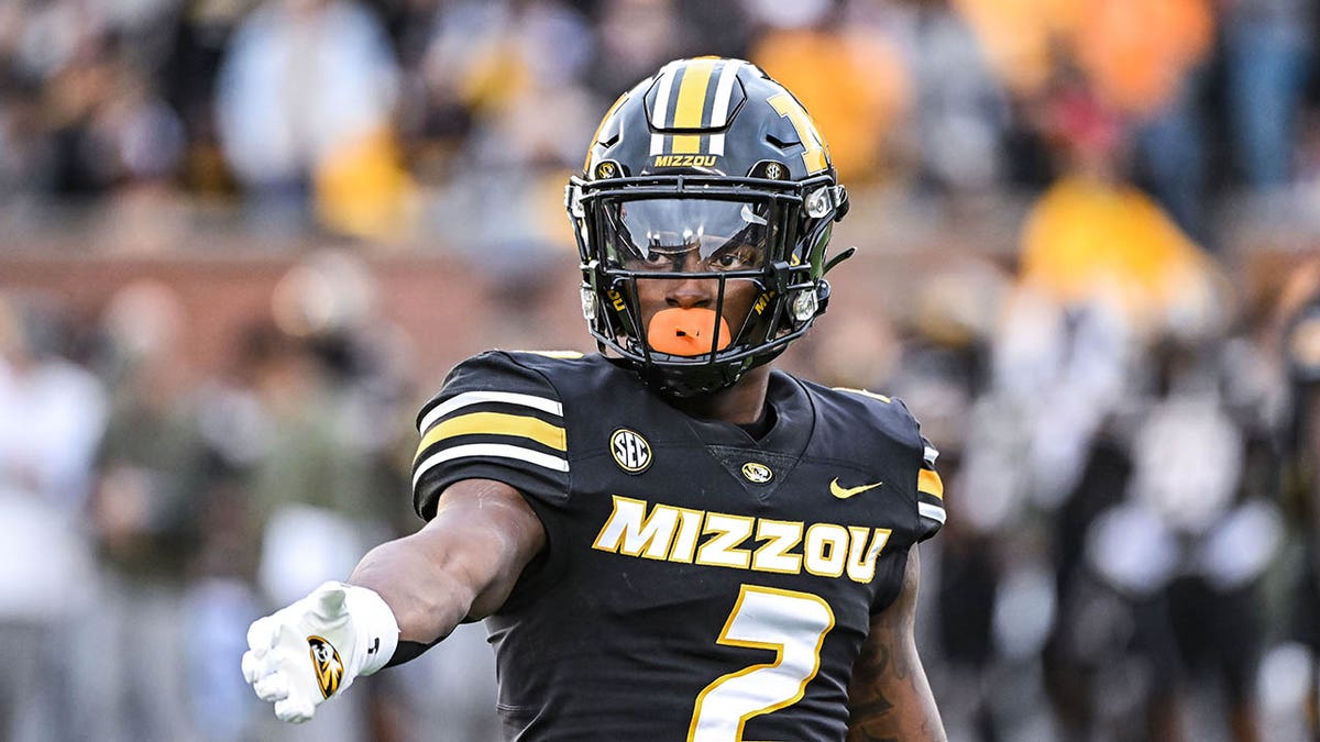 Ennis Rakestraw Jr during a Missouri game