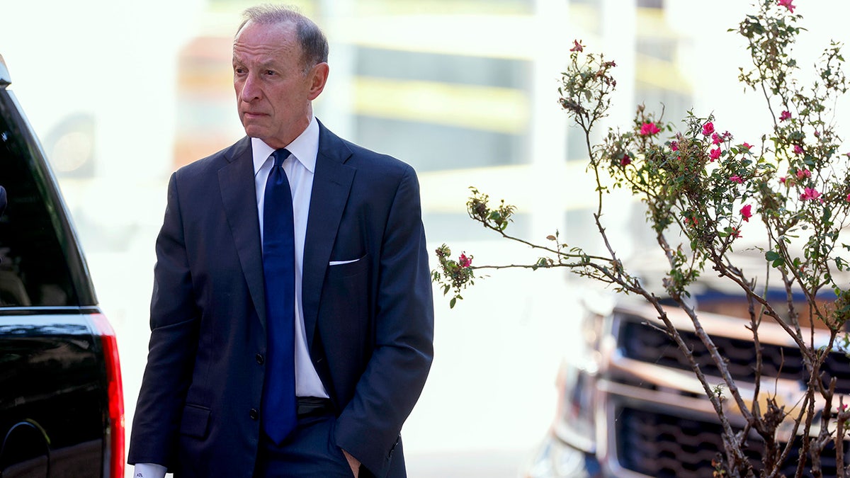 Abbe Lowell, Hunter Biden's lawyer, outside courthouse