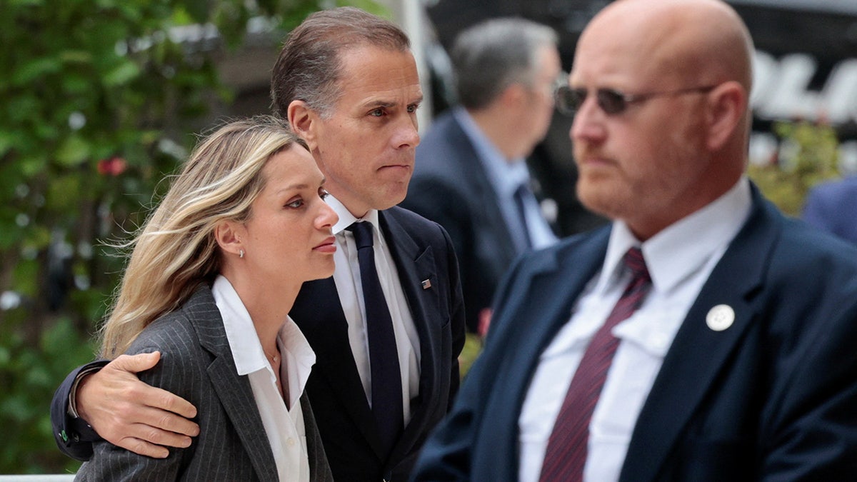 Hunter Biden and Melissa Cohen Biden arriving at court