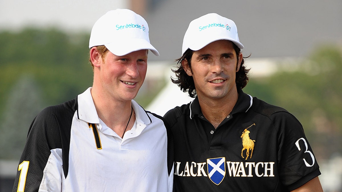 Prince Harry and Nacho Figueras posing together