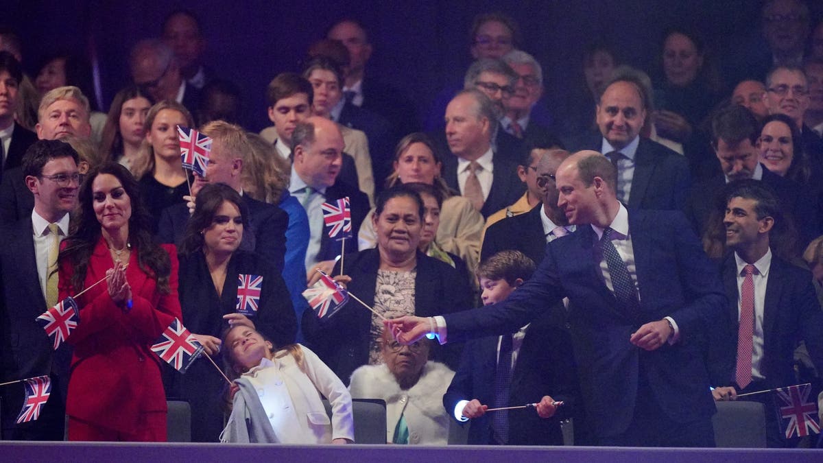 A photo of Prince William and family