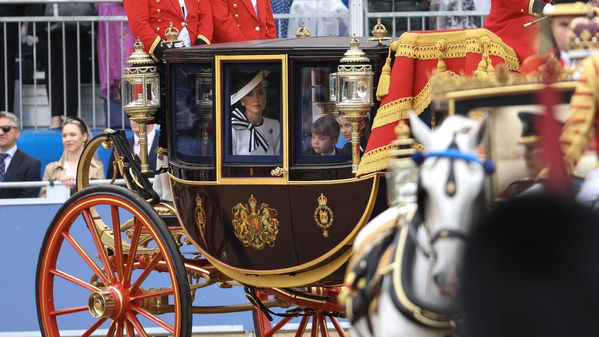 Kate Middleton in carriage