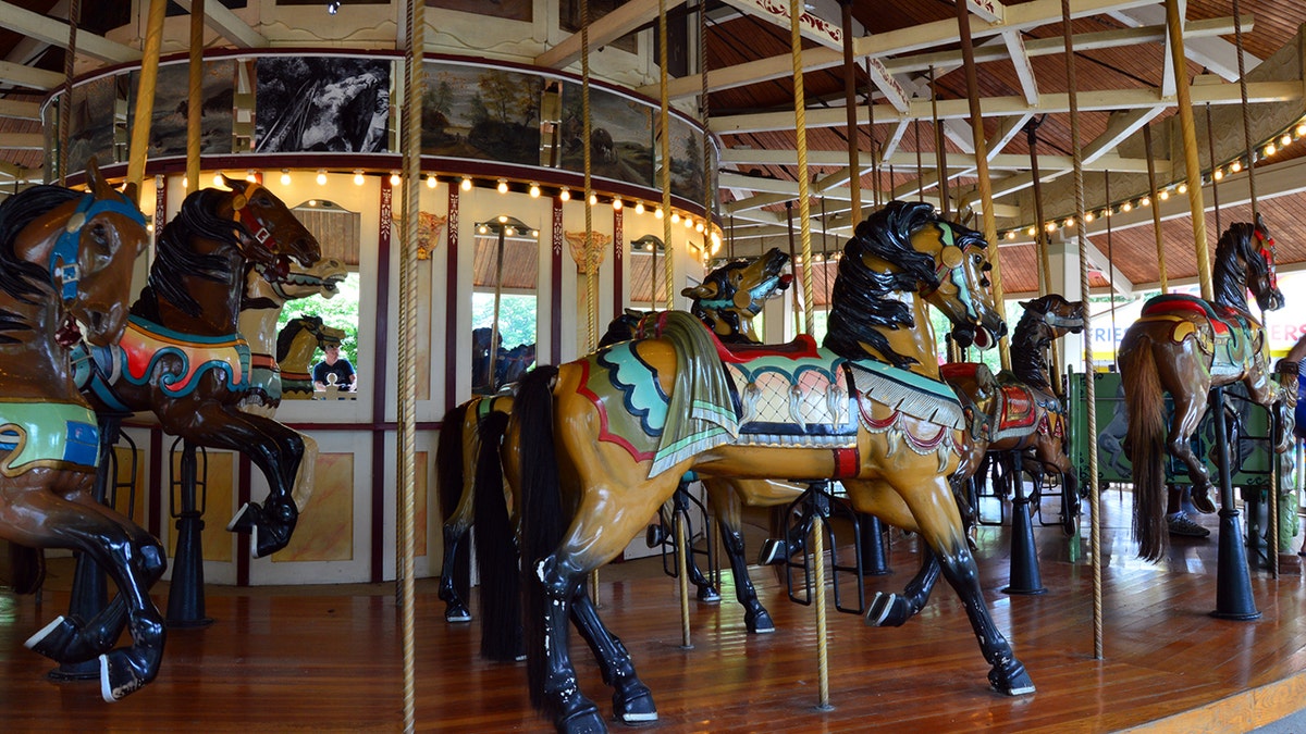 Lake Compounce carousal 