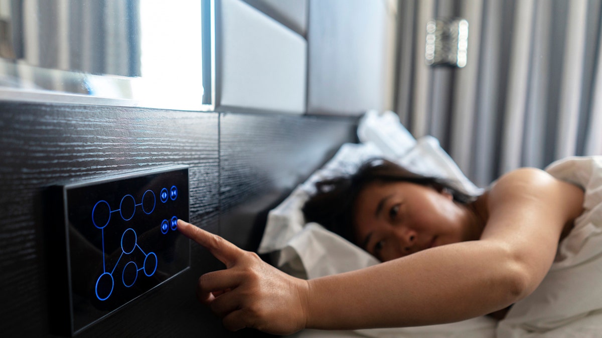 Woman tracking sleep