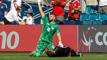 Copa América referee collapses on field during Canada vs Peru match amid soaring temps in Kansas City