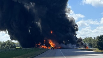 Tanker truck explodes on Texas highway leaving several critically injured