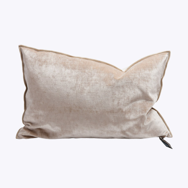 Royal Velvet Pillow Nude / 16" x 24"