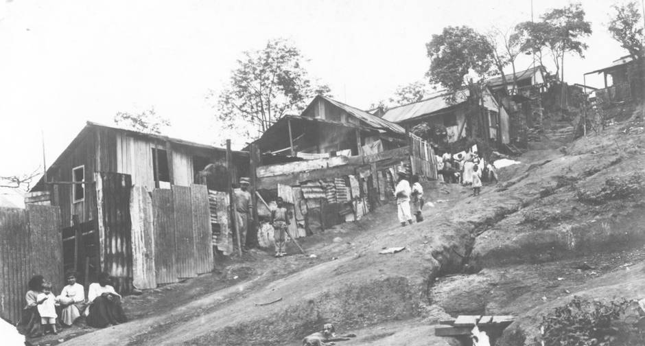 Pobreza. O Morro de Favela, atual Morro da Providência, no Centro do Rio