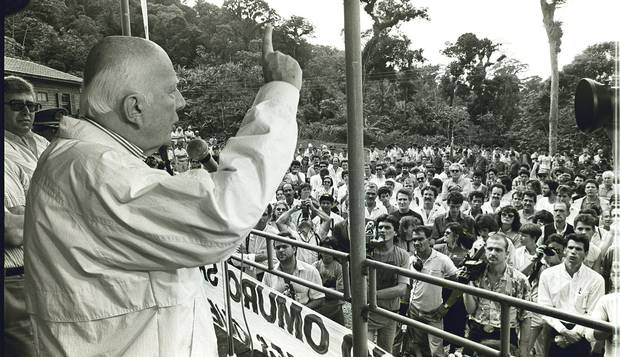 Sonho. Candidato do PMDB à Presidência da República, Ulysses discursa em comício durante campanha em São Paulo