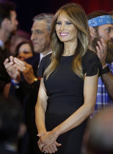 Melania Trump. Mulher do presidente Donald Trump, a ex-modelo anunciou que se dedicará a combater a violência cibernética contra menores através das redes sociais