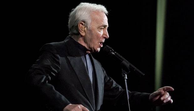 Talento. Show do cantor francês Charles Aznavour no Vivo Rio: mais de 1.400 composições, cantadas com charme inigualável