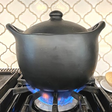 Black Clay, La Chamba Dutch Oven