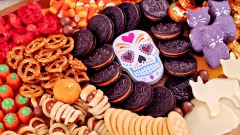 Halloween Snack Board 