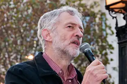 Trainspotting author Irvine Welsh: I back ‘kind’ Jeremy Corbyn