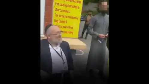 Elderly rabbi hounded out by Gaza mob in Bury