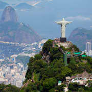 ﻿Cristo Redentor sin colas en el Tren del Corcovado