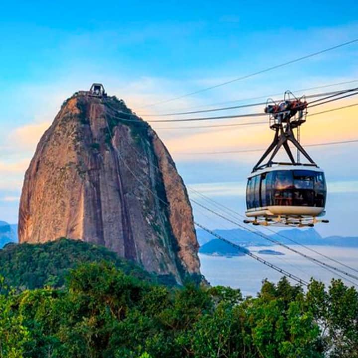 Acesso prioritário aos bondinhos do Pão de Açúcar