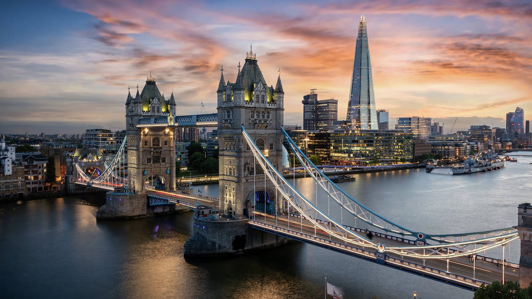Puente de la Torre de Londres y  panorama de Londres, Reino Unido