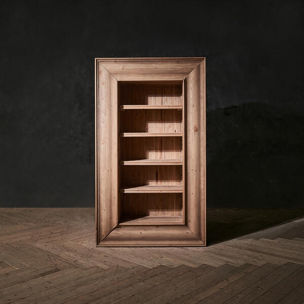 ridge bookcase detail 2