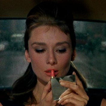 10 Iconic Lipstick Moments in Movies&-and the Shades to Match