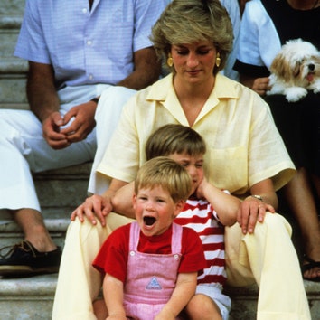 Bike Shorts, Dad Sneakers, High Socks&-Princess Diana Wore This Summer’s It Items First