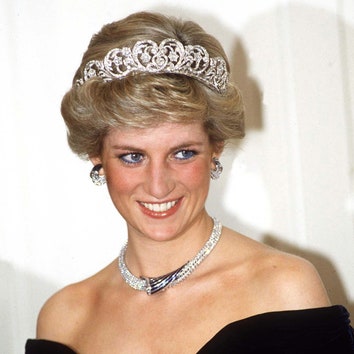 A Tribute to Princess Diana’s Blue Eyeliner Obsession