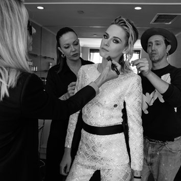 Kristen Stewart Does Formal Attire Her Own Way at the Independent Spirit Awards