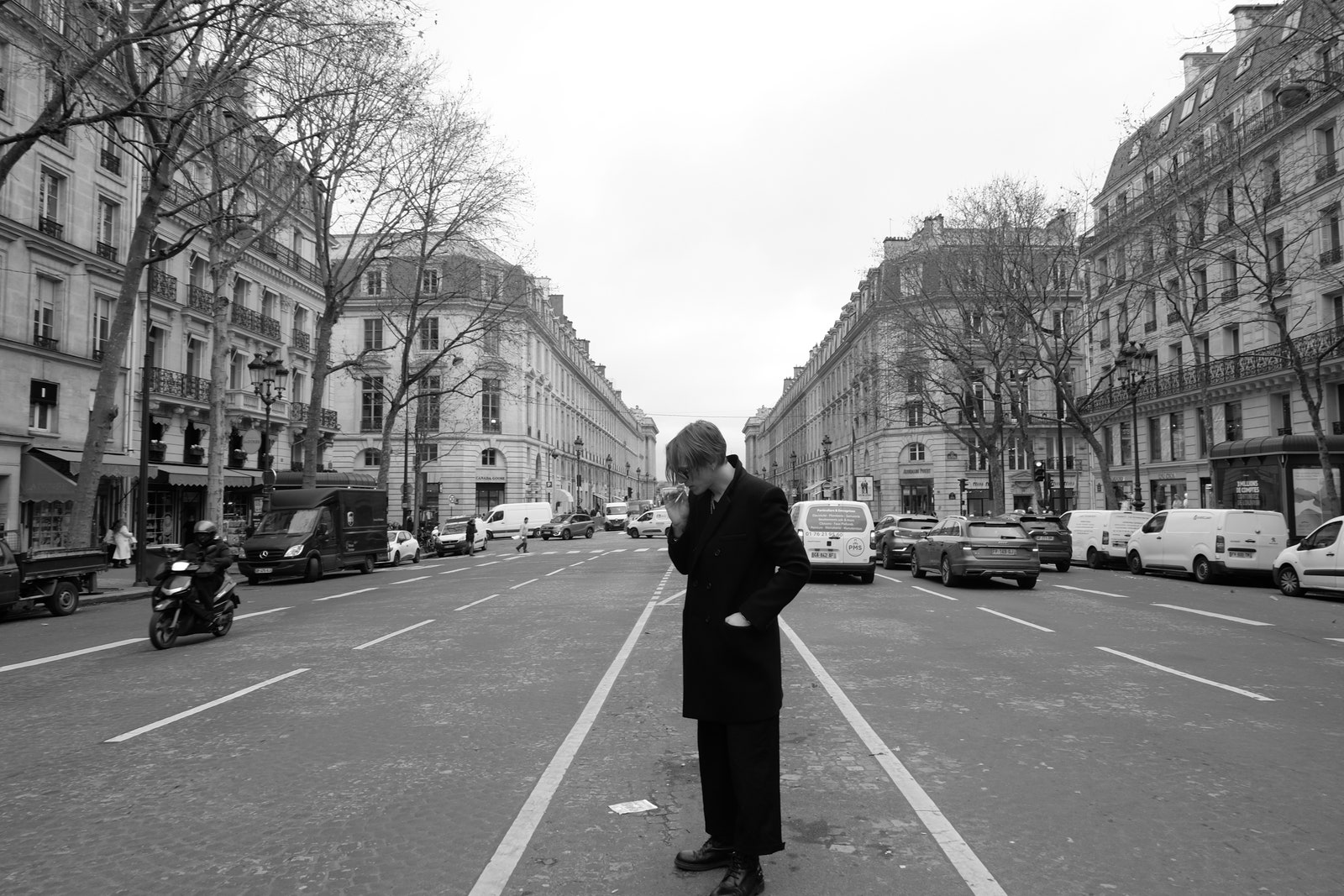 Jamie Campbell Bower Brought His Signature “Undead” Style to the Saint Laurent Show