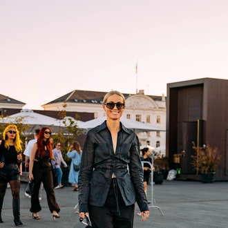 Yes, You Can Wear Black in the Summer&-Here Are 7 Chic Outfit Formulas to Follow