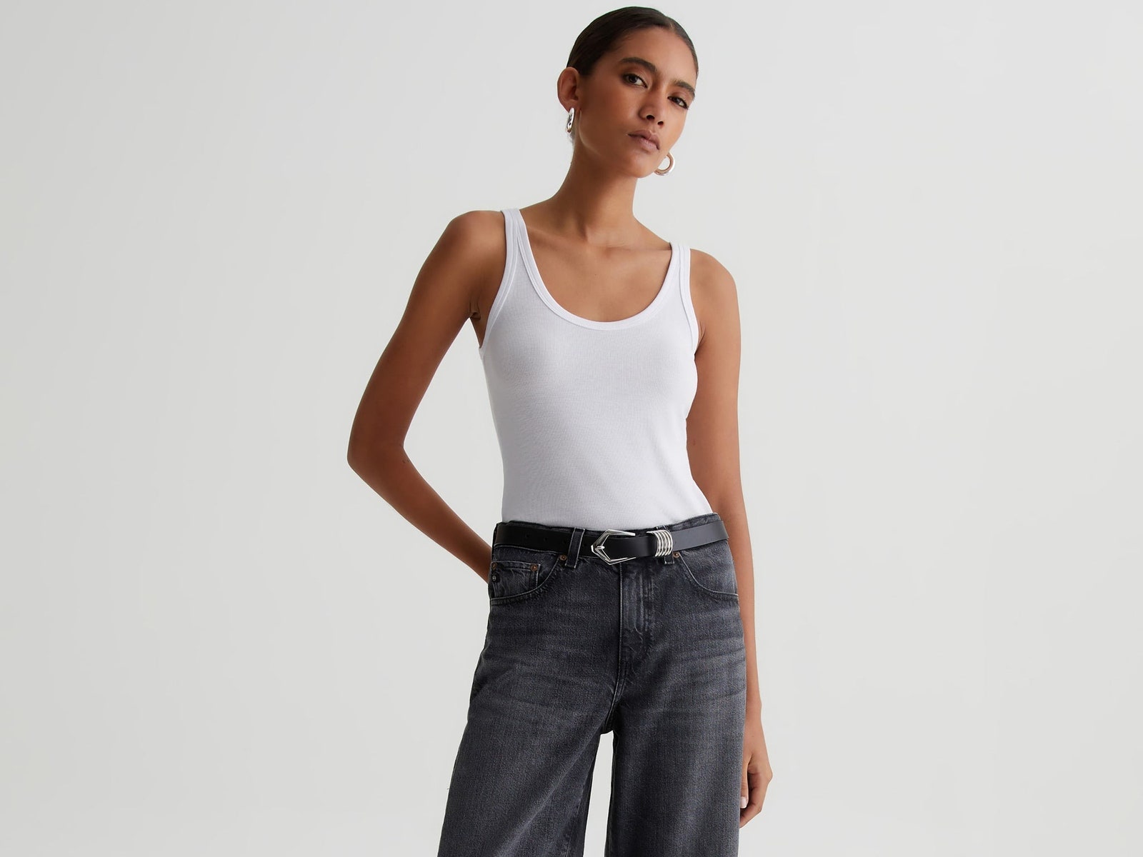 The 20 Best Cropped Jeans to Wear All Season Long