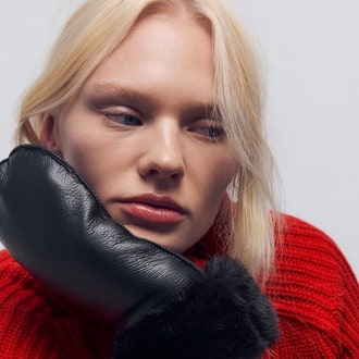 No More Frosty Fingers! Shop the Warmest and Chicest Gloves Now