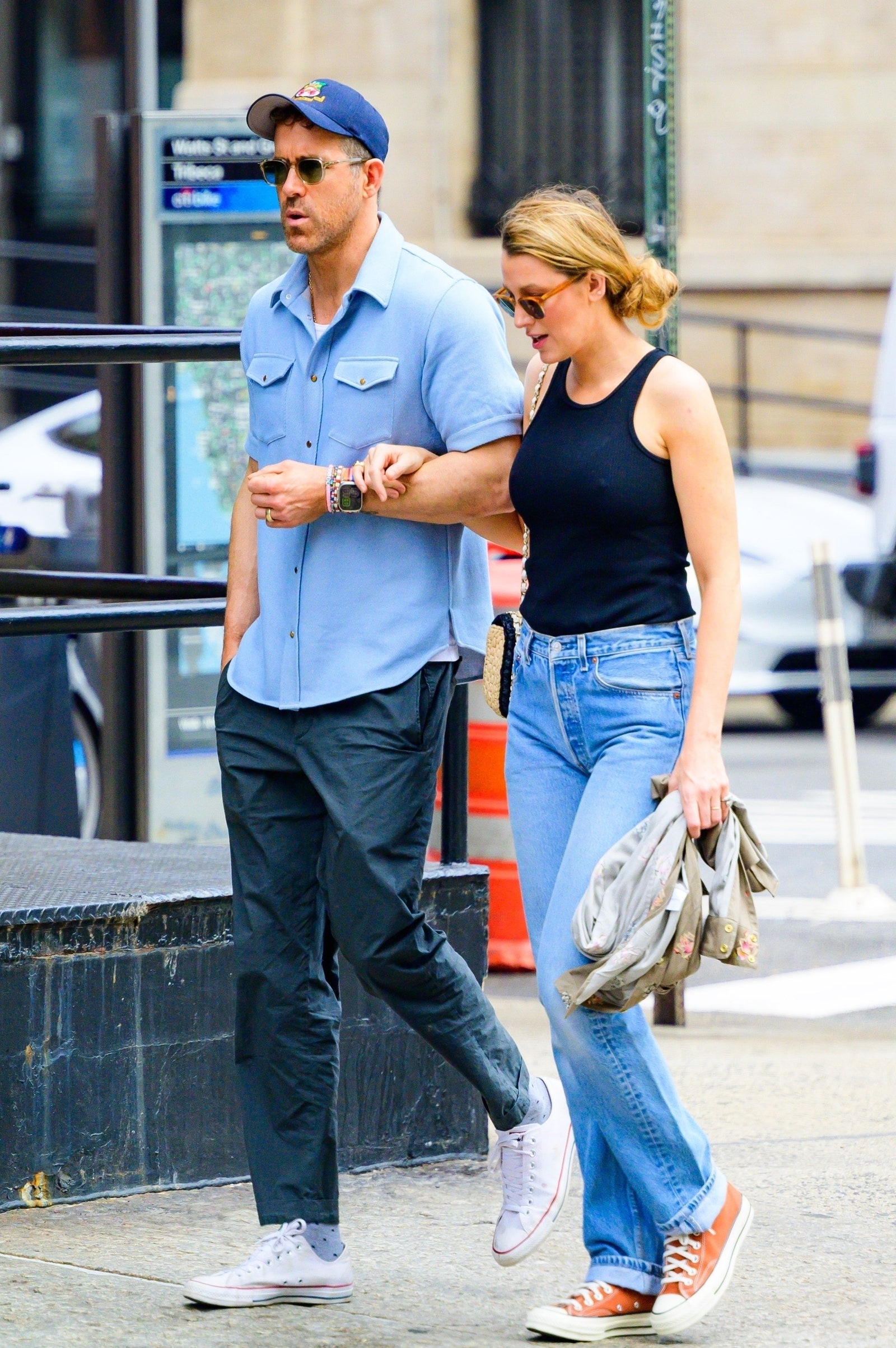 New York NY  EXCLUSIVE  Loving Couple Blake Lively and Ryan Reynolds walk arminarm while out for a morning stroll in...