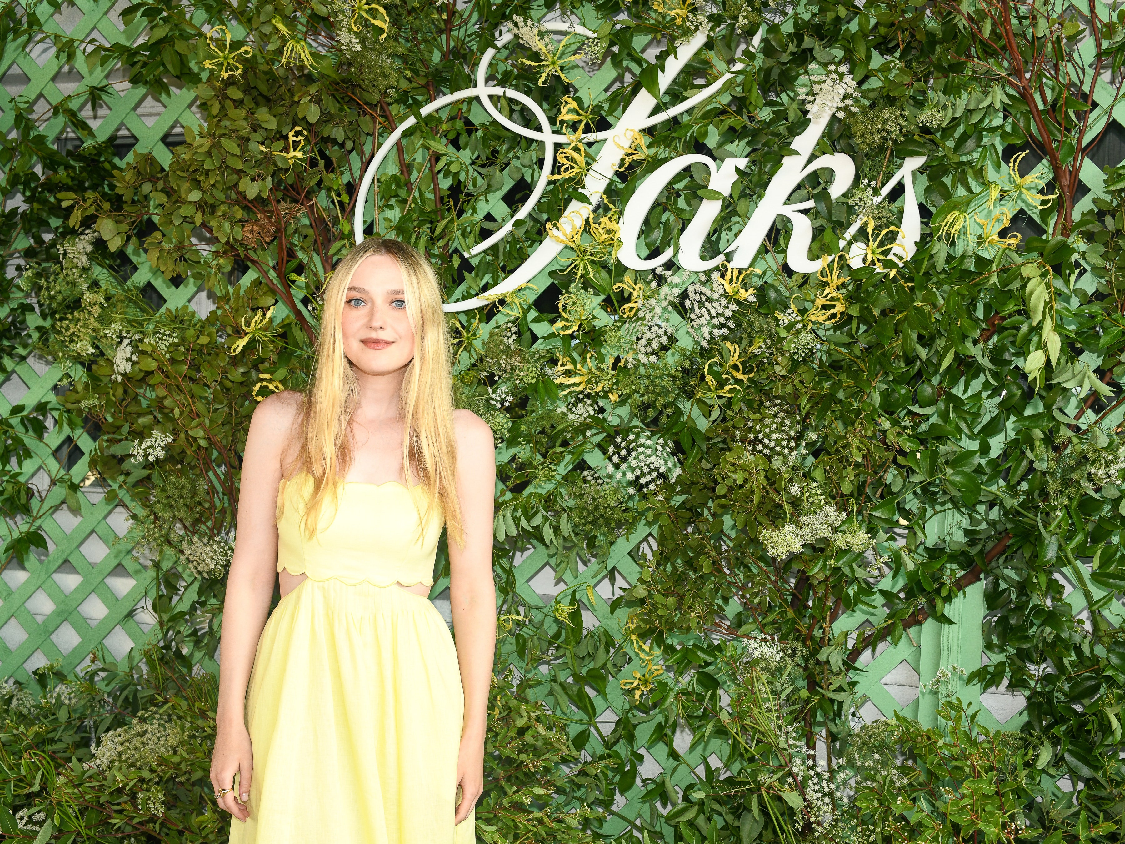Dakota Fanning and Saks Hosted a Stylish, S’Mores-Filled Summer Soirée in Sag Harbor