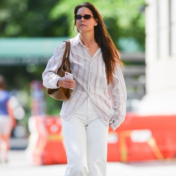 Katie Holmes’s Old Man Sandals Are Surprisingly Chic