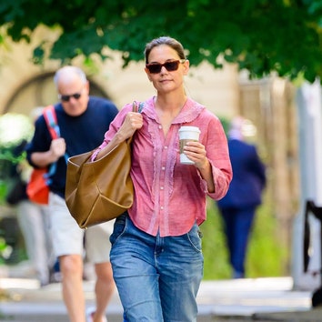 Katie Holmes Is Dressed for Back-to-School Season