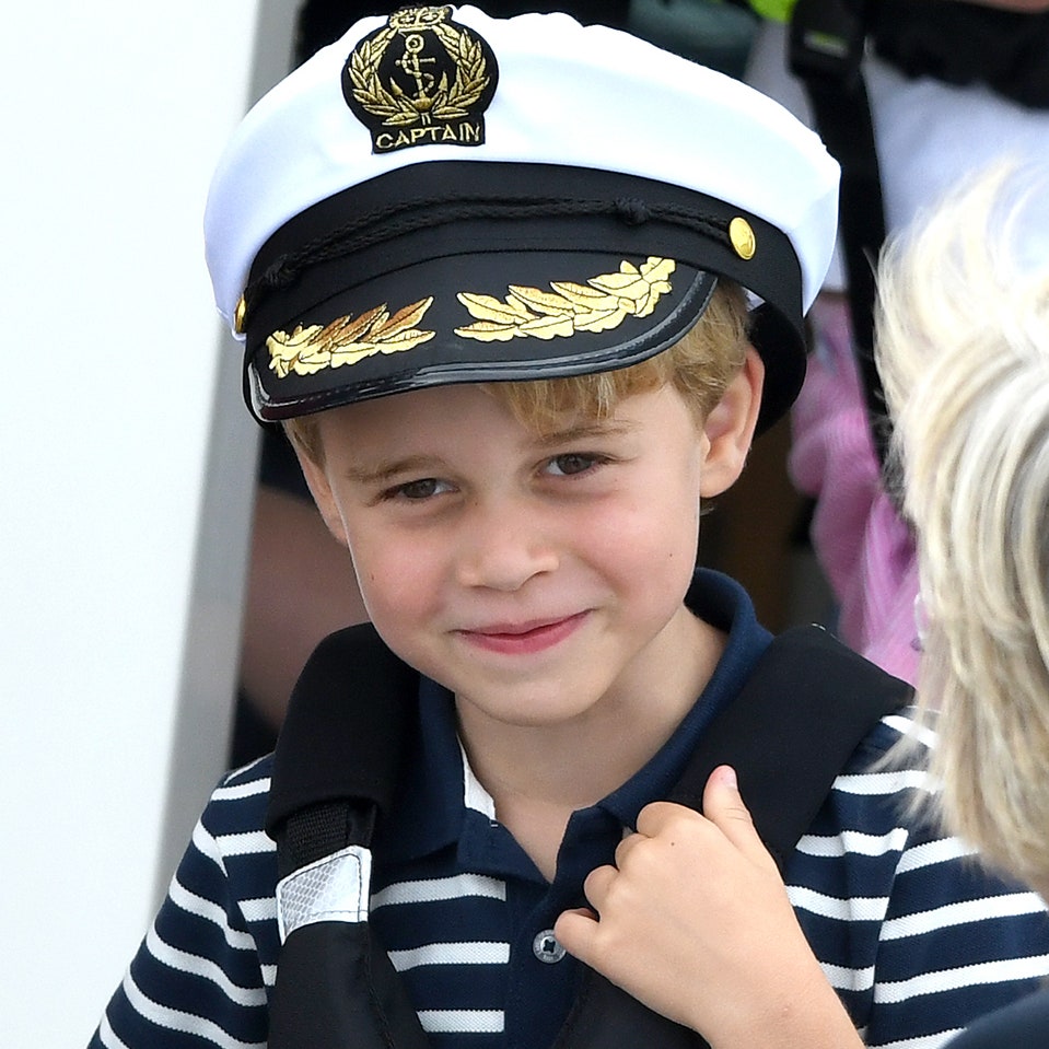 These new photos of Prince George & Princess Charlotte enjoying a boat race are adorable