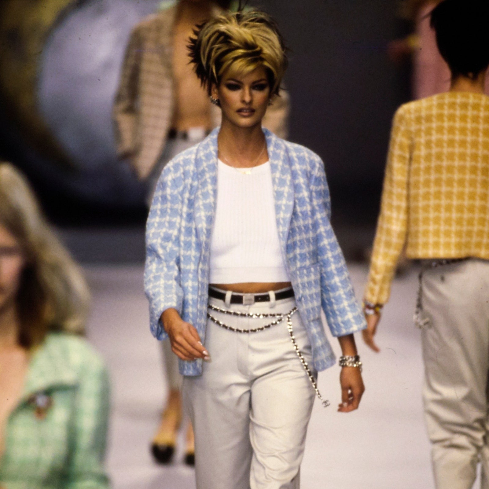 Six 90s blouses to wear with skirts and pants to the office in 2024